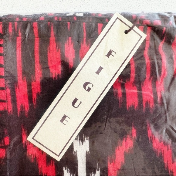 NWT Figue Dylan Ikat Coral Napkins - Picture 8 of 10
